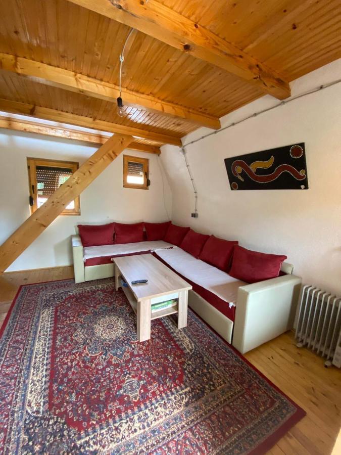Bed And Breakfast Umoljani Екстер'єр фото